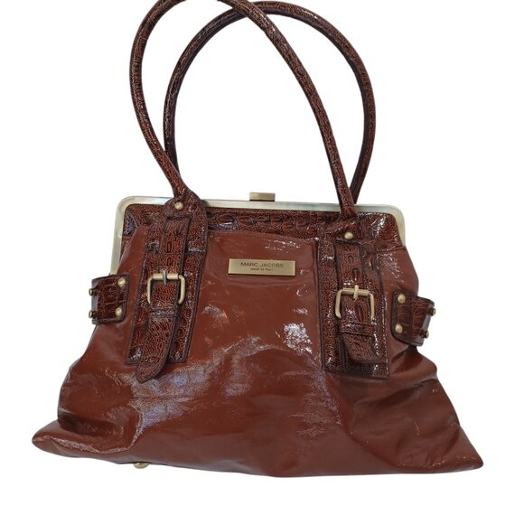 Marc Jacobs Handbags - Marc Jacobs Bag Brown Patent Leather Kiss Lock Closure Vintage